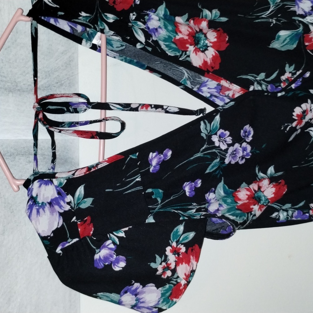 ⭐XHILARATION Wrap Floral Dress Black and Purple Women's Size Small - Picture 5 of 12